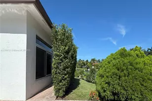 320 Windmill Palm Ave, Plantation, FL 33324 - Photo 32