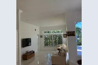 320 Windmill Palm Ave, Plantation, FL 33324 - Photo 12