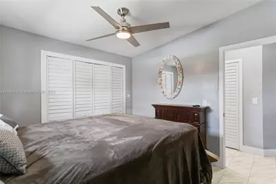 740 NW 219th Avenue, Pembroke Pines, FL 33029 - Photo 20