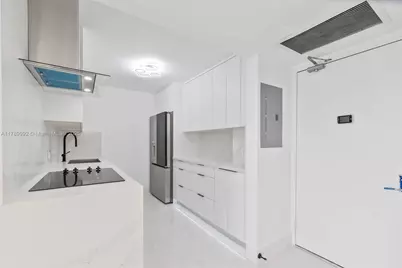 20335 W Country Club Dr #1902, Aventura, FL 33180 - Photo 6