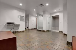 10 SW South River Dr, Miami, FL 33130 - Photo 16