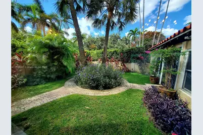 339 NE 96th St, Miami Shores, FL 33138 - Photo 38