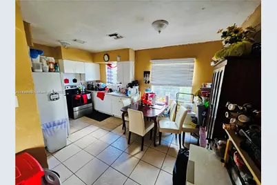 2540 NW 15th St, Fort Lauderdale, FL 33311 - Photo 10