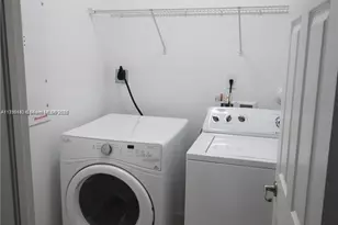 10564 NW 70th Ln, Doral, FL 33178 - Photo 24