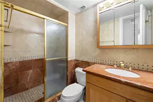 5055 Collins Ave, Miami Beach, FL 33140 - Photo 18