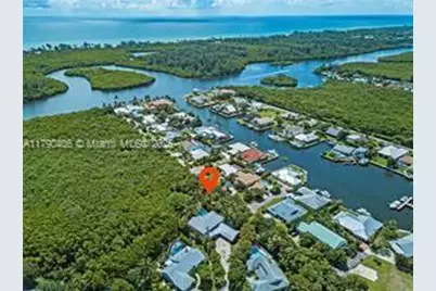 10737 SE Seaspray Ct, Hobe Sound, FL 33455 - Photo 1