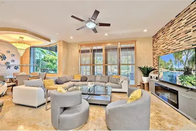 780 SW 167th Ave, Pembroke Pines, FL 33027 - Photo 8
