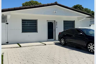 729 E 23rd St, Hialeah, FL 33013 - Photo 1