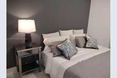 60 SW 13th St #4218, Miami, FL 33130 - Photo 16