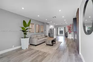 181 SW 76th Terrace, Margate, FL 33068 - Photo 6