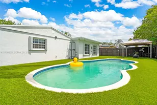 181 SW 76th Terrace, Margate, FL 33068 - Photo 28