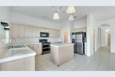 1916 SE 23rd Ave #1916, Homestead, FL 33035 - Photo 8