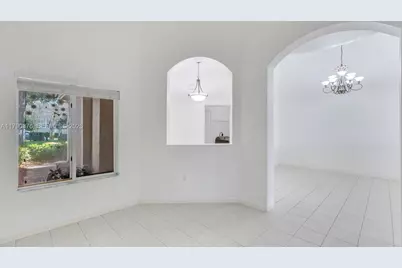 1916 SE 23rd Ave #1916, Homestead, FL 33035 - Photo 2