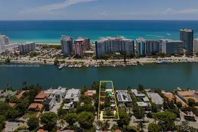 5215 Pine Tree Dr, Miami Beach, FL 33140 - Photo 24