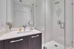 55 SW 9th St, Miami, FL 33130 - Photo 28