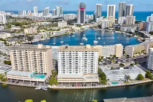 427 Golden Isles Dr, Hallandale Beach, FL 33009 - Photo 42