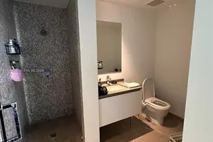 88 SW 7th St, Miami, FL 33130 - Photo 8