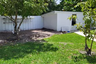 1650 NE 147th St, Miami, FL 33181 - Photo 52