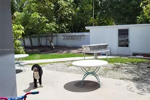 1650 NE 147th St, Miami, FL 33181 - Photo 46