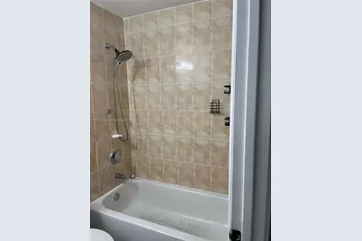 7985 NW 8th St #110A, Miami, FL 33126 - Photo 14
