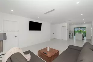 2005 SE 26th Terrace, Fort Lauderdale, FL 33316 - Photo 8