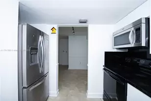 1720 NW N River Dr, Miami, FL 33125 - Photo 32