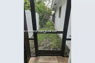 4512 Seagrape Dr #W1, Lauderdale by the Sea, FL 33308 - Photo 24