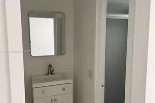 2939 Indian Creek Dr, Miami Beach, FL 33140 - Photo 14