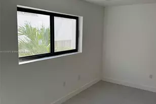 2939 Indian Creek Dr, Miami Beach, FL 33140 - Photo 12