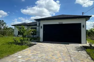 1022 Candleligth St, Lehigh Acres, FL 33974 - Photo 2