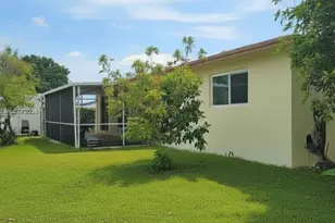 12900 SW 81st St, Kendall, FL 33183 - Photo 12