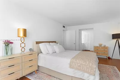 11 Island Ave #407, Miami Beach, FL 33139 - Photo 12