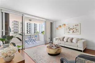 11 Island Ave, Miami Beach, FL 33139 - Photo 2