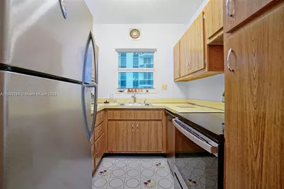 4747 Collins Ave #1108, Miami Beach, FL 33140 - Photo 6