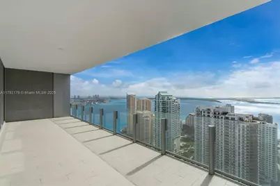 300 Biscayne Blvd Way #4202, Miami, FL 33131 - Photo 1
