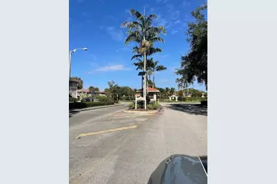 10068 Twin Lakes Dr #38-F, Coral Springs, FL 33071 - Photo 1