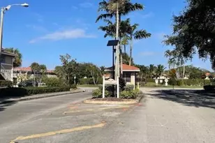 10068 Twin Lakes Dr, Coral Springs, FL 33071 - Photo 1