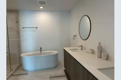 17550 Collins Ave #902, Sunny Isles Beach, FL 33160 - Photo 12