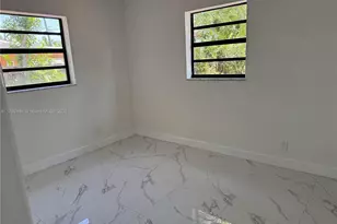 9340 Martinique Dr, Cutler Bay, FL 33189 - Photo 12