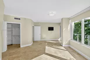 6305 Indian Creek Dr, Miami Beach, FL 33141 - Photo 40