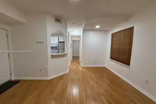 747 Michigan Ave, Miami Beach, FL 33139 - Photo 10