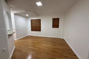 747 Michigan Ave, Miami Beach, FL 33139 - Photo 12