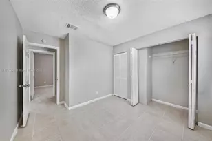 1251 SW 73rd Ave, North Lauderdale, FL 33068 - Photo 8