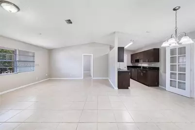 1251 SW 73rd Ave, North Lauderdale, FL 33068 - Photo 20