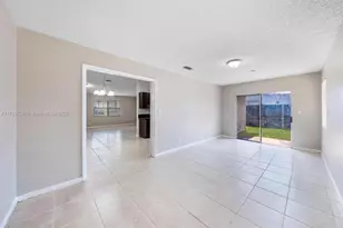 1251 SW 73rd Ave, North Lauderdale, FL 33068 - Photo 22