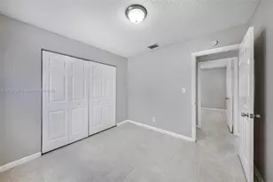 1251 SW 73rd Ave, North Lauderdale, FL 33068 - Photo 6