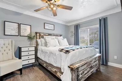 8420 Taft St, Pembroke Pines, FL 33024 - Photo 16