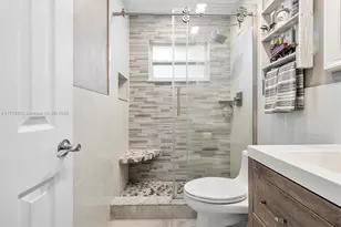 8420 Taft St, Pembroke Pines, FL 33024 - Photo 20