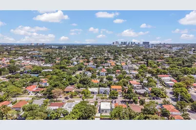 2357 SW 11th Ter, Miami, FL 33135 - Photo 32