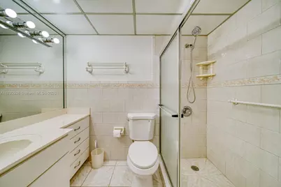 9440 W Flagler St #205, Miami, FL 33174 - Photo 16